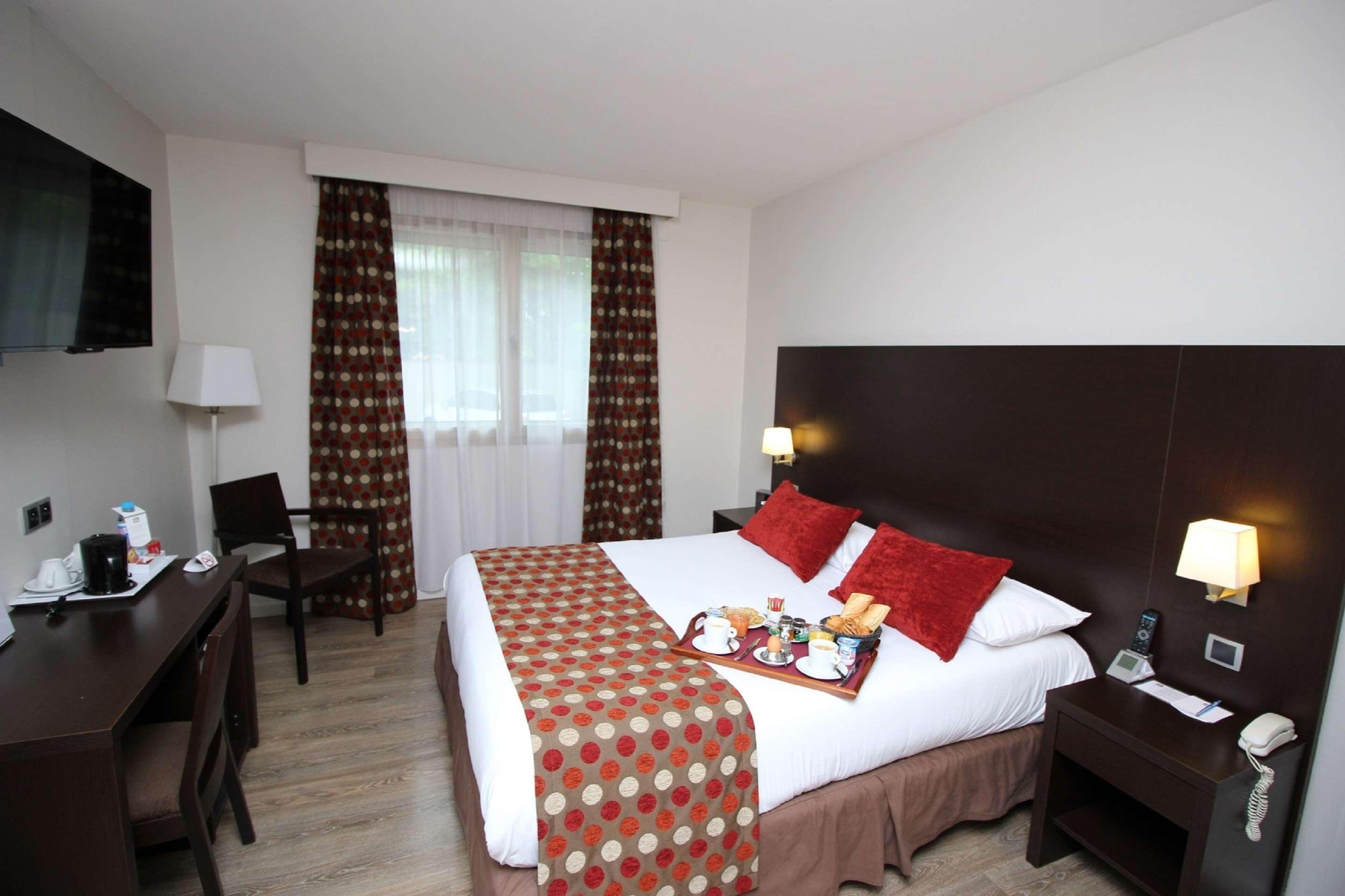 Best Western Hotel Des Barolles - Lyon Sud Brignais Esterno foto