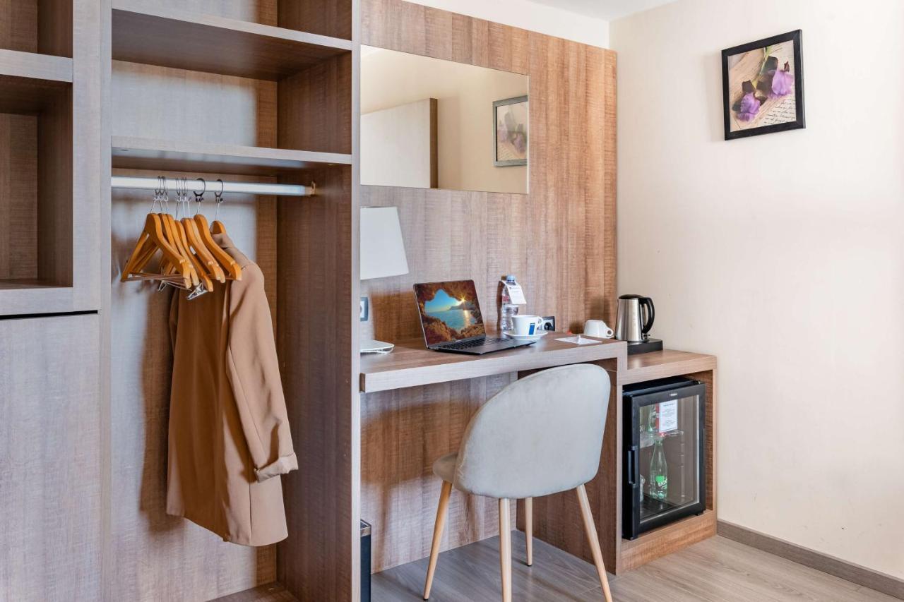 Best Western Hotel Des Barolles - Lyon Sud Brignais Esterno foto