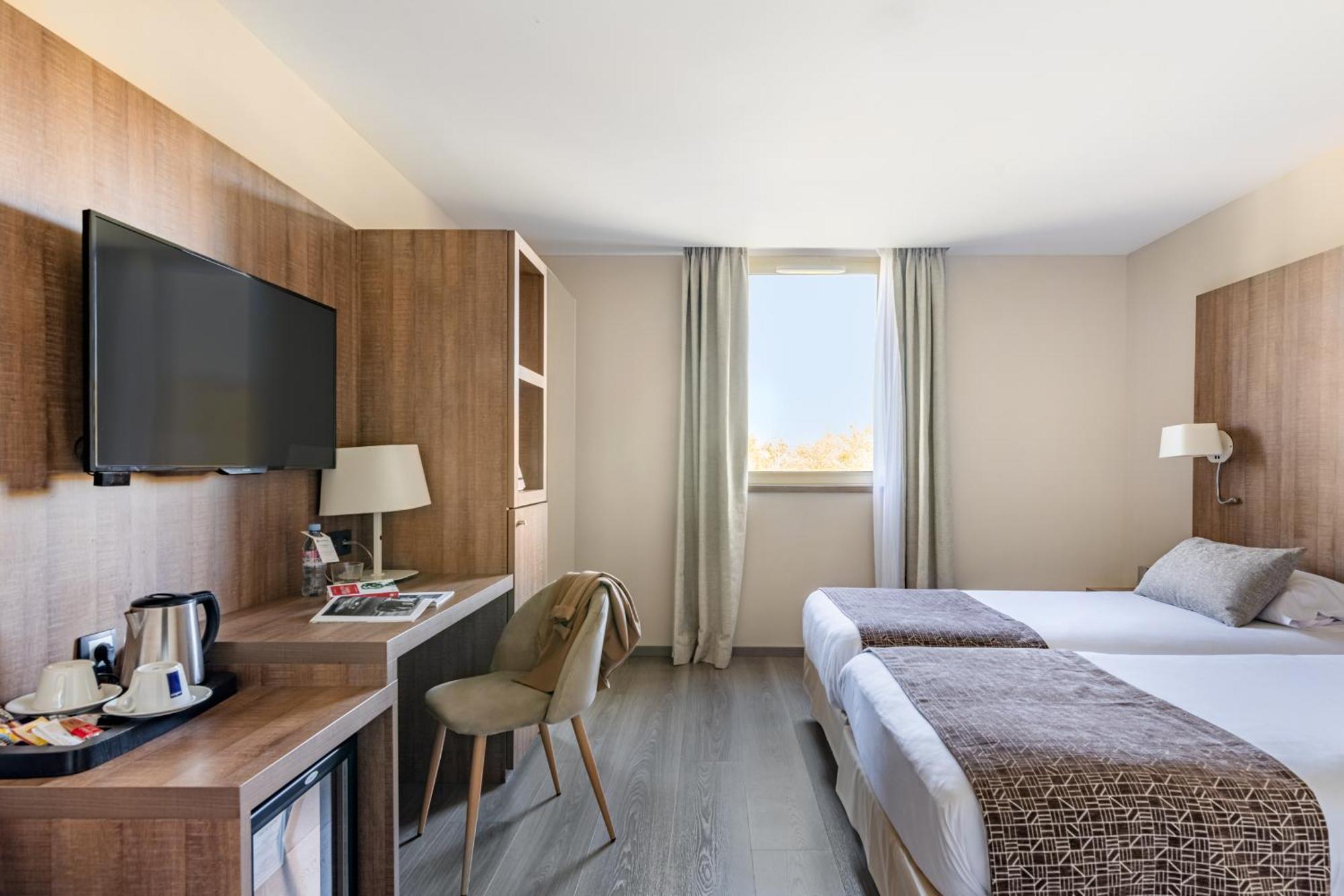 Best Western Hotel Des Barolles - Lyon Sud Brignais Esterno foto