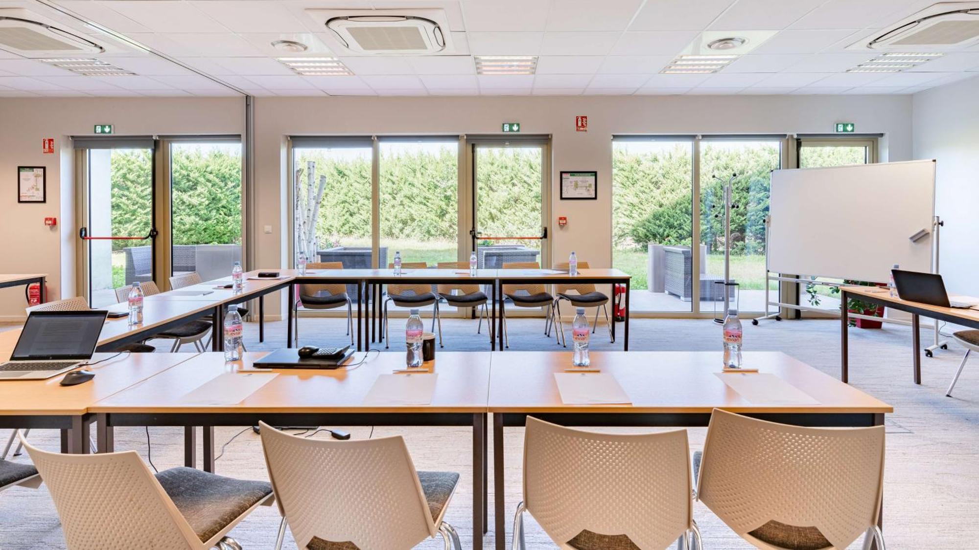 Best Western Hotel Des Barolles - Lyon Sud Brignais Esterno foto