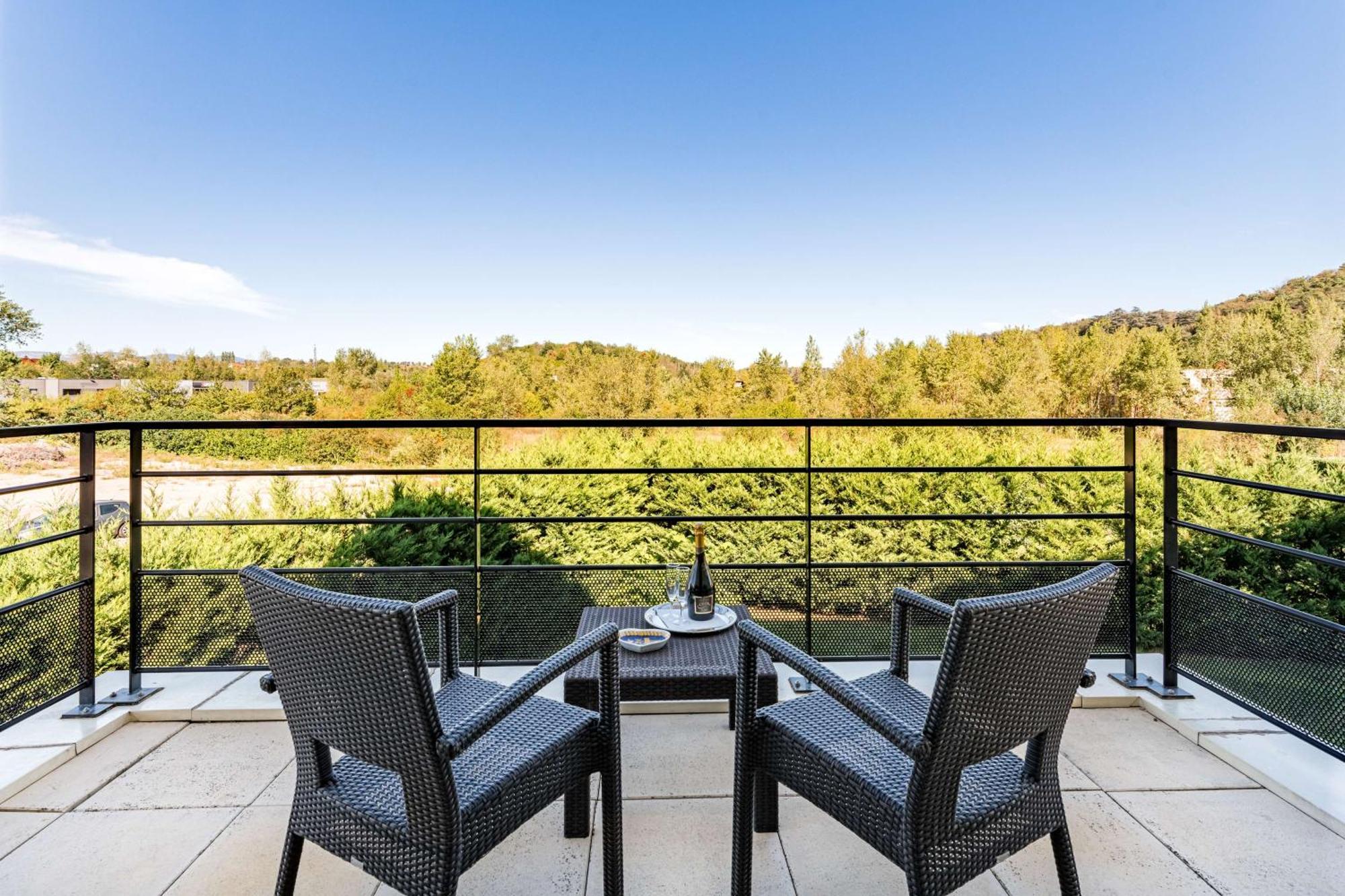 Best Western Hotel Des Barolles - Lyon Sud Brignais Esterno foto